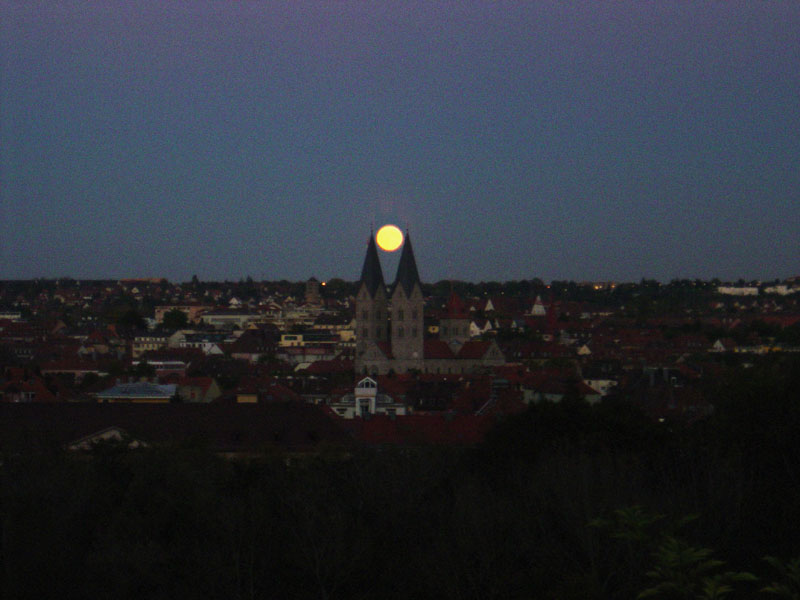 00mond-b